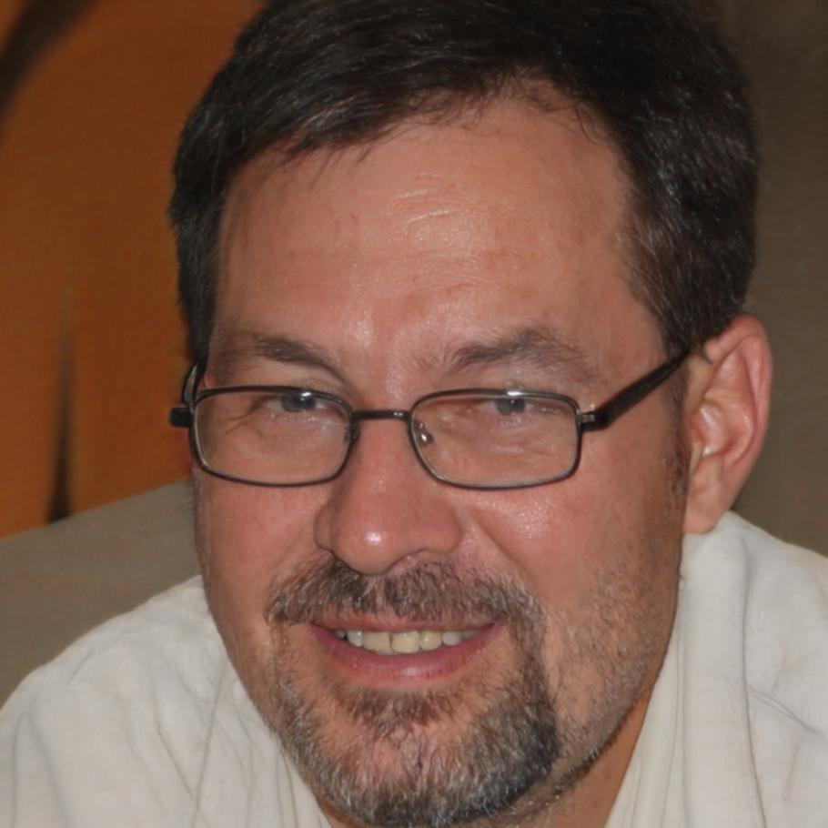 Carlos Mendoza, Director de Inversiones